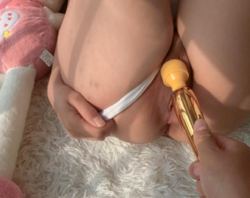 สาวหีสวย ลองควยปลอม 7