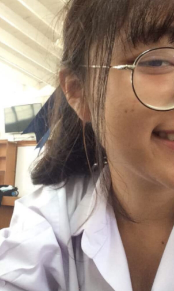 น้องแว่นขี้เงี่ยน 1