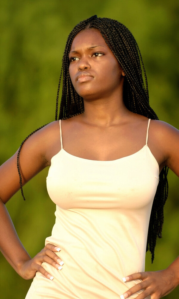 ผิวสีหีน่าเลีย 1