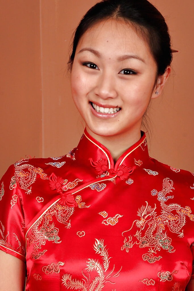 สาวหมวยหุ่นน่าเย็ด 1