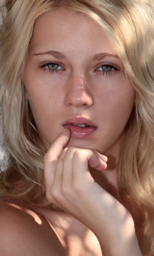 ผมทองหีเนียน 16