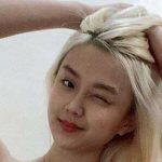 แจกรูปโป๊เกาหลี  ดูรูปหีสาวเกาหลี คนนี้โคตรสวย ติ้วหีหน้ากล้องน่าเอาควยเย็ด มือซอยหีเห็นชัด ขาวทั้งตัว ดูรูปหี รูปหีสาวเกาหลี รูปโป๊สาวเกาหลี