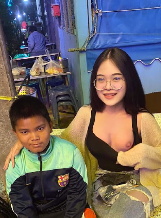 ดูนมน้องเบเบ้ (8)