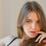 นางแบบตาฟ้าน่าเอา